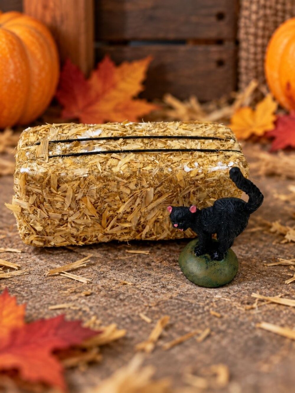 Department 56 Miniature Black Cat Figurine Straw Hay Bale